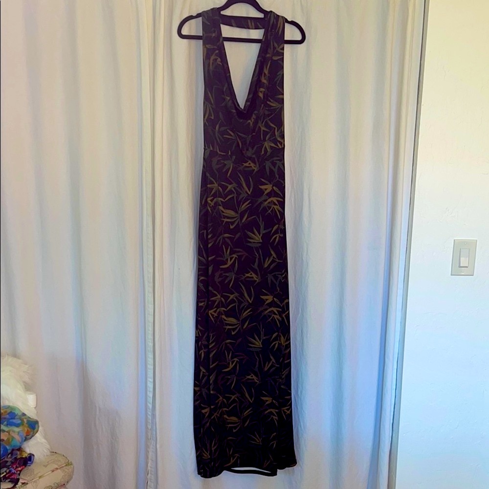 Gorgeous WeWoreWhat Black Maxi Dress with Olive Leaf Print Size Large